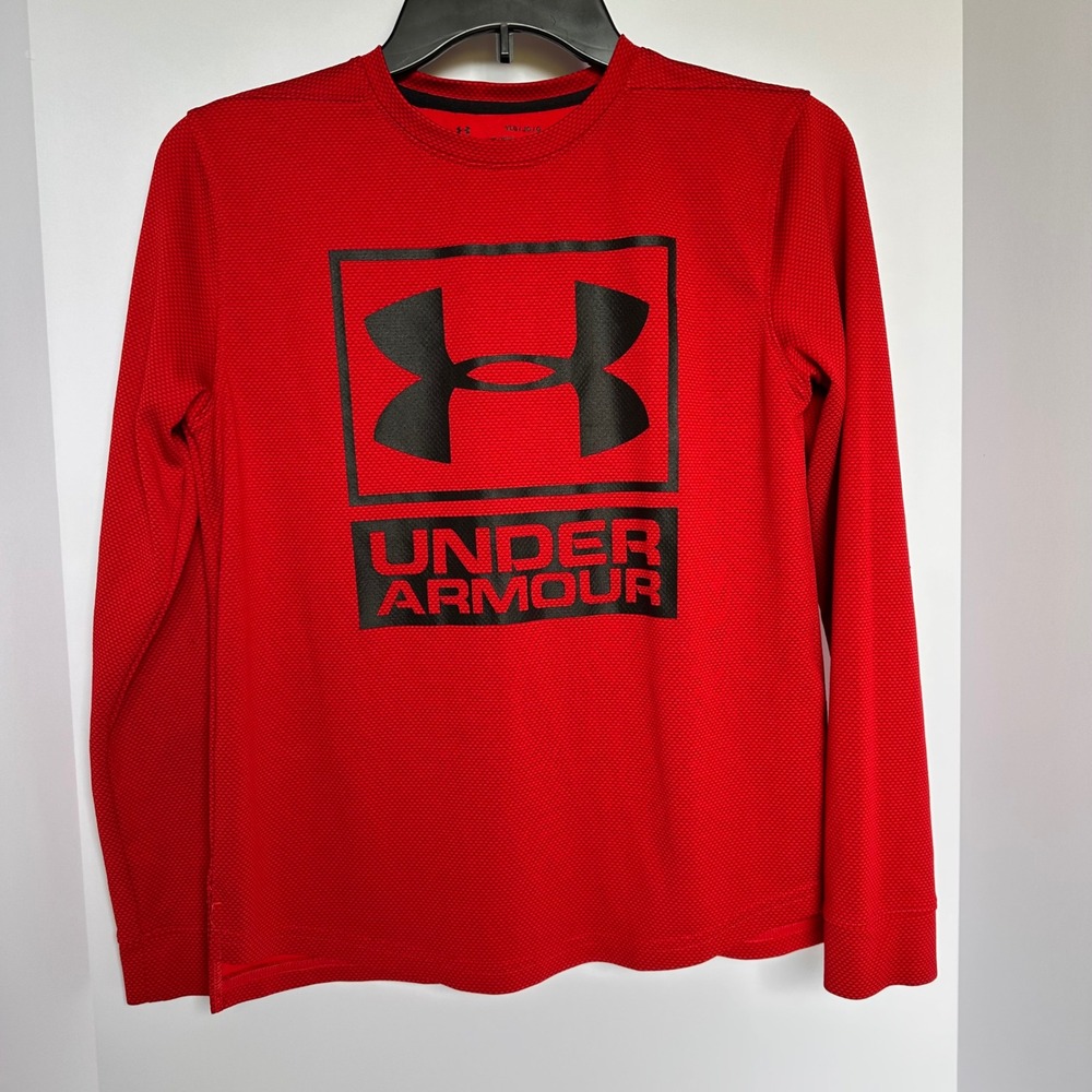 Under Armour Youth Long Sleeve‎ T-Shirt Red Athletic Activewear Training Top
